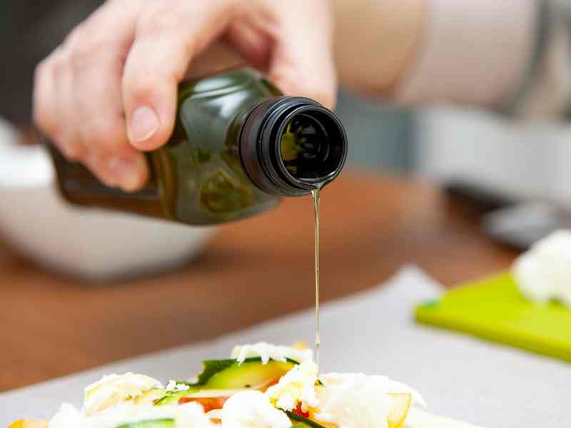 ارزش غذایی روغن زیتون