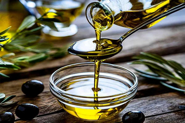 روغن زیتون برای روتین پوستی